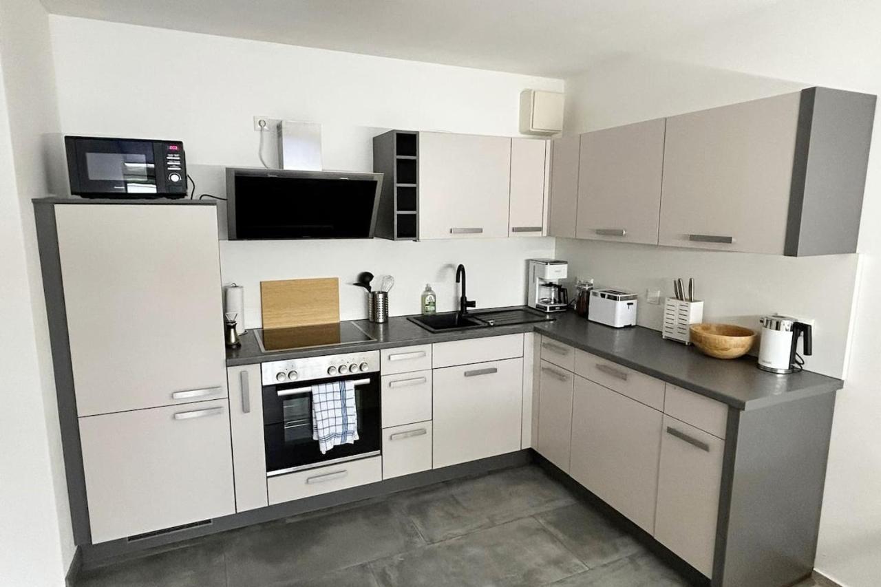 Ferienwohnung An Der Messe *Inkl. Garage* Erfurt Buitenkant foto