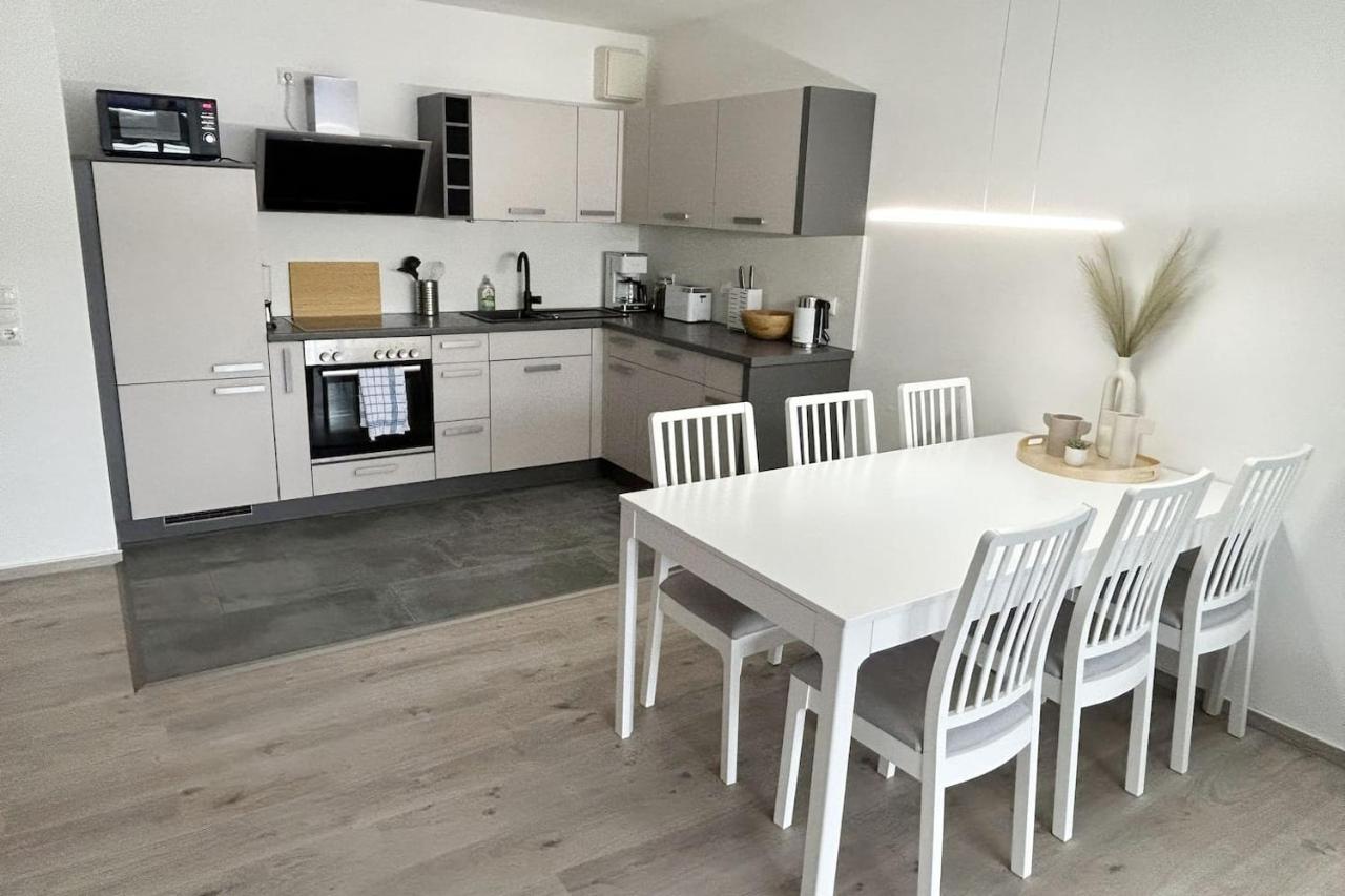Ferienwohnung An Der Messe *Inkl. Garage* Erfurt Buitenkant foto